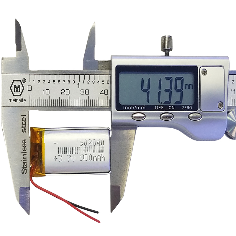 Rechargeable 3.7V 900mAh Li-io - Electronics And Gadgets Ce 评论和价格